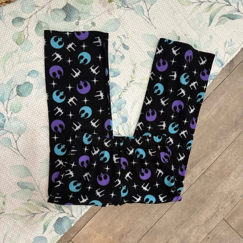 Star Wars Pajamas Pants Girls Size Medium Black Purple Star Wars Themed Bottoms